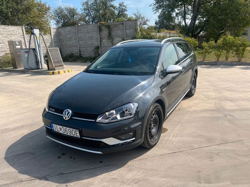 Grau Gebraucht 2015 VW Golf VII Basis Kombi | 7.990 € (Guter Preis) - Bild 1/4
