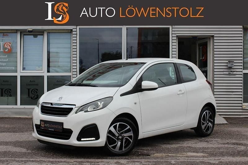 Gebraucht Peugeot 108 Active 82 PS (60 kW) 2015 Weiß Kleinwagen