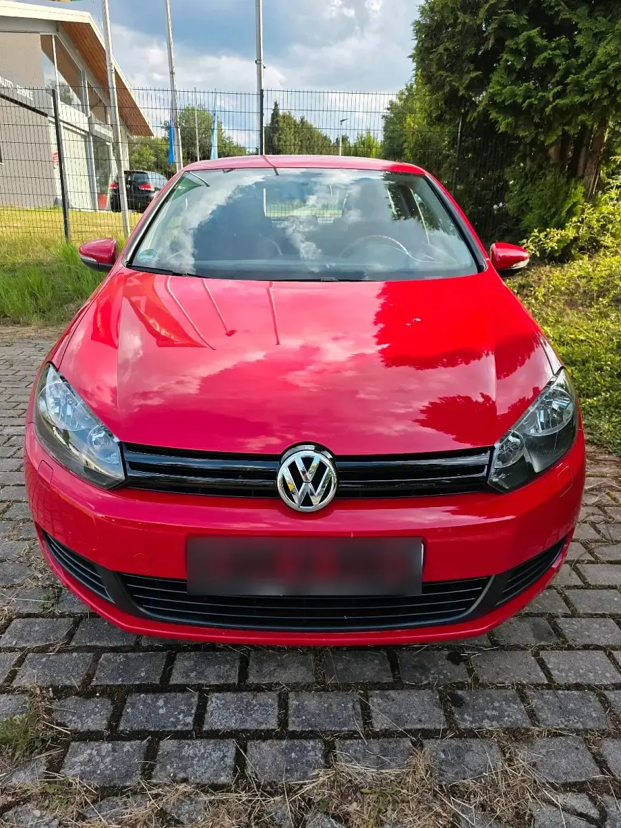 Gebraucht VW Golf 80 PS (58 kW) 2009 Rot Coupé