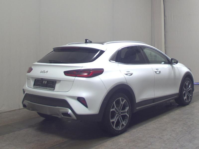 Gebraucht Kia XCeed Platinum 141 PS (103 kW) 2022 Weiss SUV
