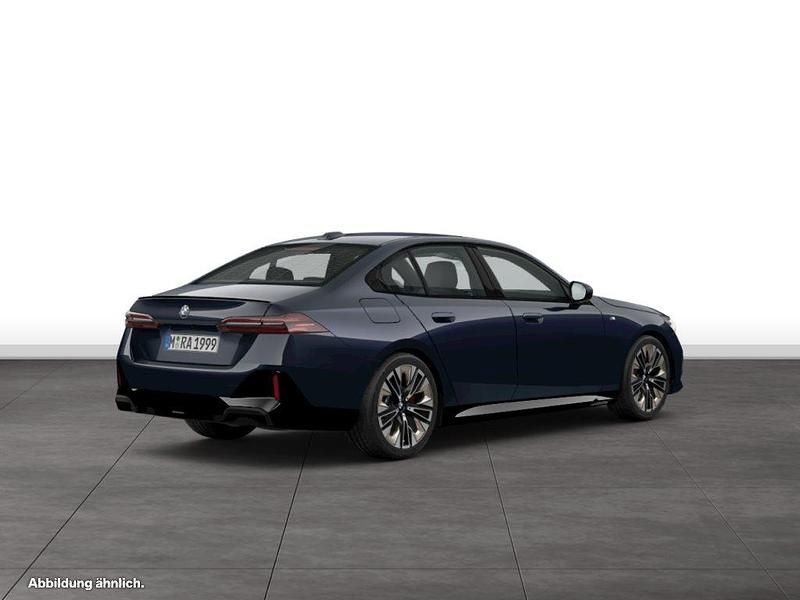 Schwarz Gebraucht 2025 BMW 520 Limousine | 51.490 € (Guter Preis) - Bild 1/3