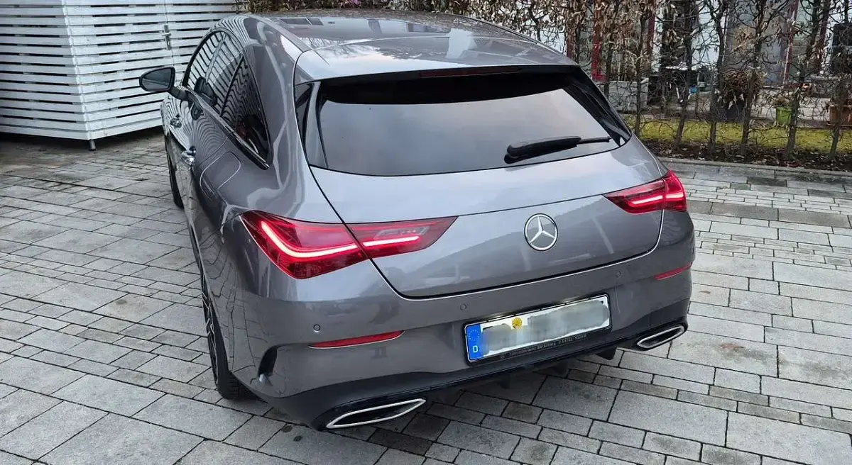 Gebraucht Mercedes CLA220 AMG 190 PS (139 kW) 2024 Grau Limousine
