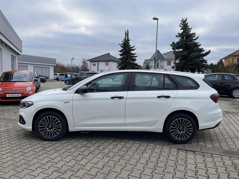Gebraucht Fiat Tipo Cross 131 PS (96 kW) 2023 Weiß Kombi