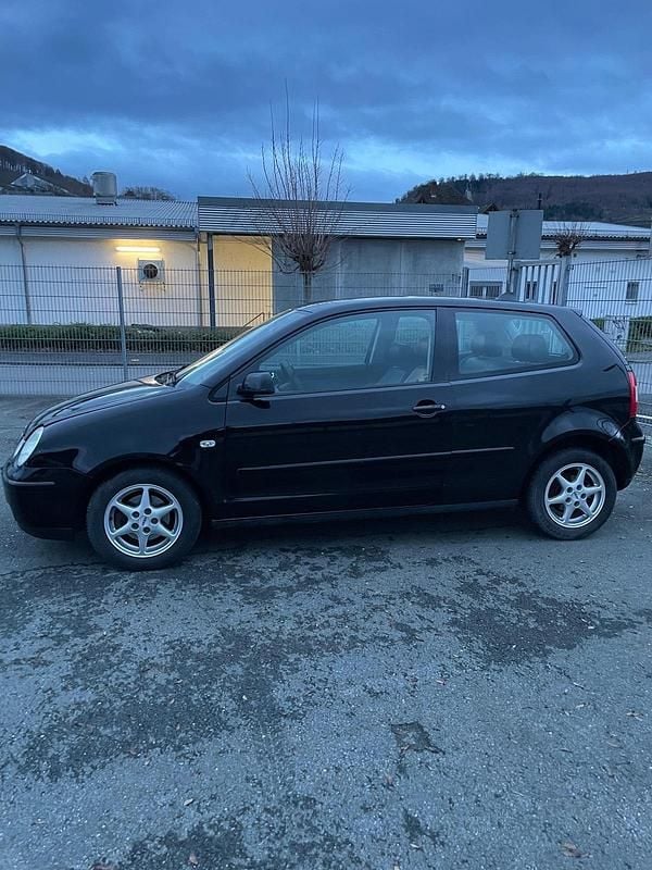 Schwarz Gebraucht 2002 VW Polo Kleinwagen | 1.699 € (Guter Preis) - Bild 1/4