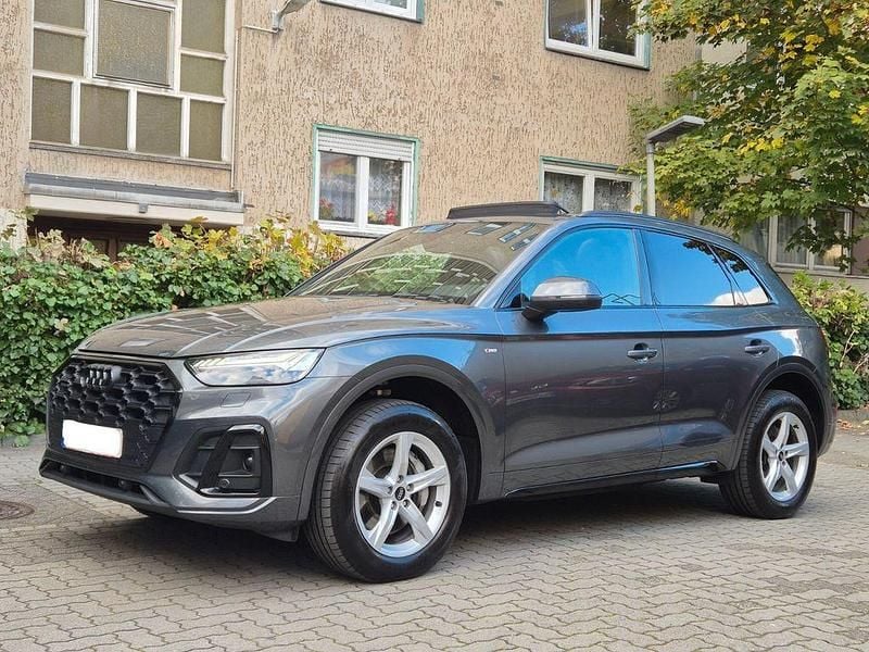 Grau Gebraucht 2022 Audi Q5 S-Line SUV | 36.900 € (Superpreis) - Bild 1/4