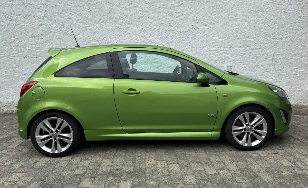 Gebraucht Opel Corsa OPC 150 PS (110 kW) 2012 Grün Kleinwagen