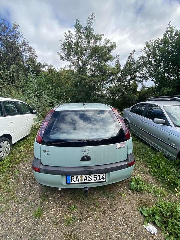 Gebraucht Opel Corsa 75 PS (55 kW) 2001 Limousine