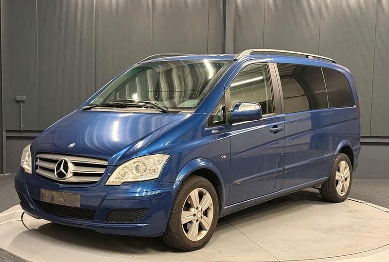 Jaspisblau metallic Gebraucht 2013 Mercedes Viano Edition Van / Kleinbus | 14.970 € (Superpreis) - Bild 1/4