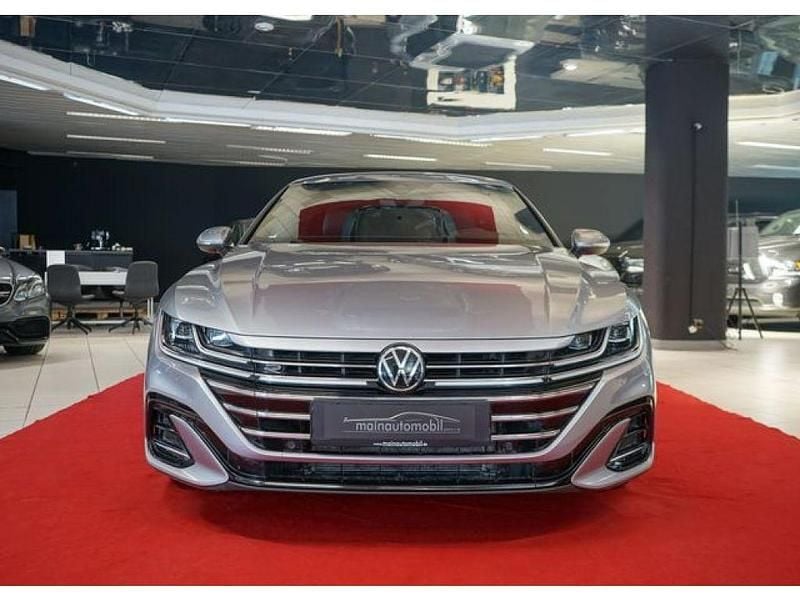 Gebraucht VW Arteon R-line 200 PS (147 kW) 2023 Pyritsilber metallic (metallic) Kombi