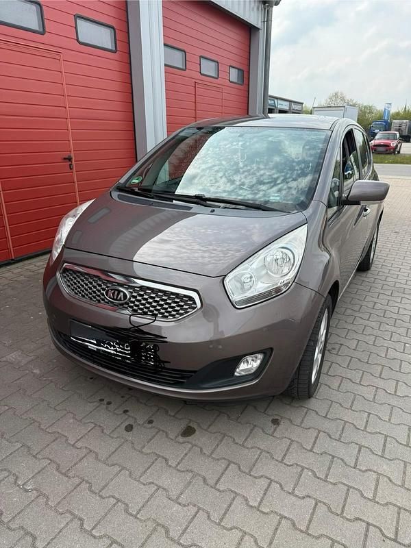 Second-hand Kia Venga 90 CP (66 kW) 2011 Maro Hatchback