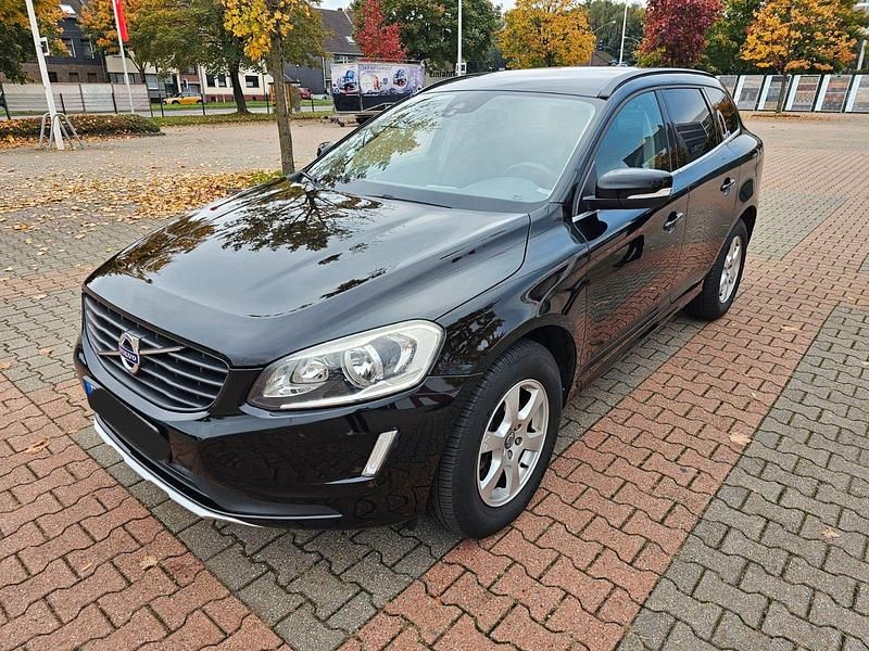 Schwarz Gebraucht 2013 Volvo XC60 Momentum SUV | 12.500 € (Teuer) - Bild 1/4