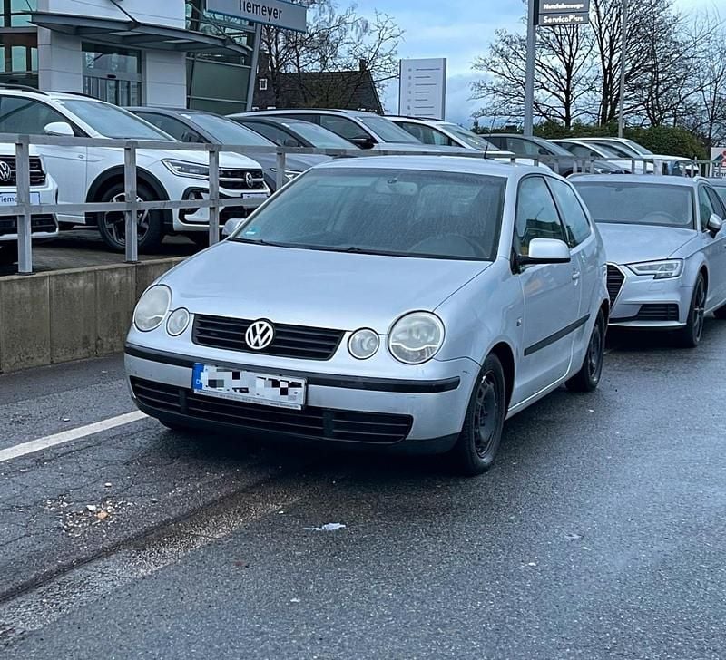Silber Gebraucht 2002 VW Polo Kleinwagen | 899 € (Fairer Preis) - Bild 1/4
