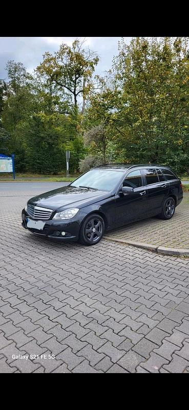 Schwarz Gebraucht 2012 Mercedes C200 Kombi | 6.300 € (Etwas zu teuer) - Bild 1/4