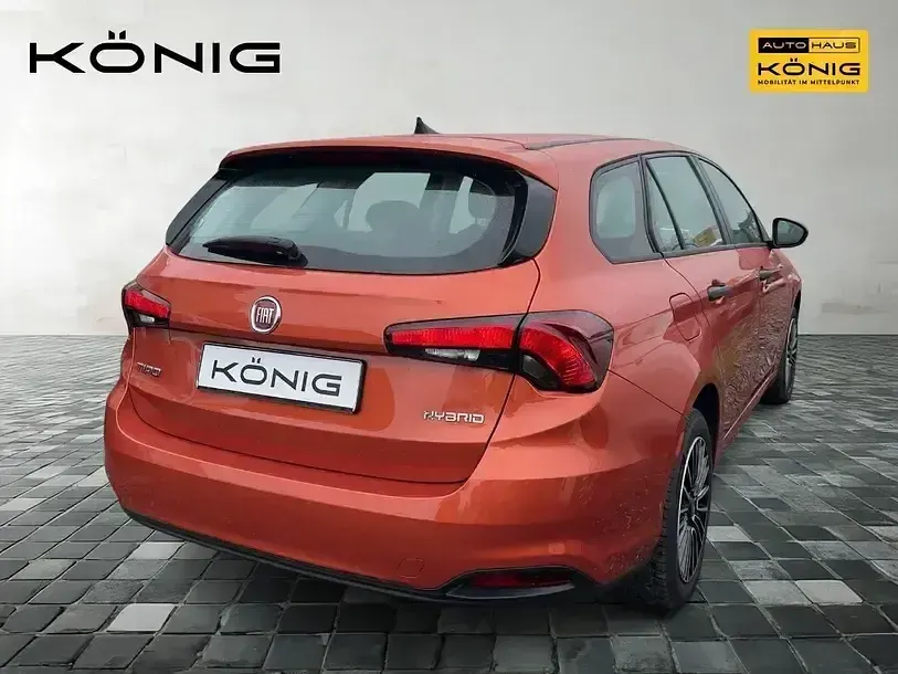 Gebraucht Fiat Tipo Cross 131 PS (96 kW) 2023 Orange Limousine