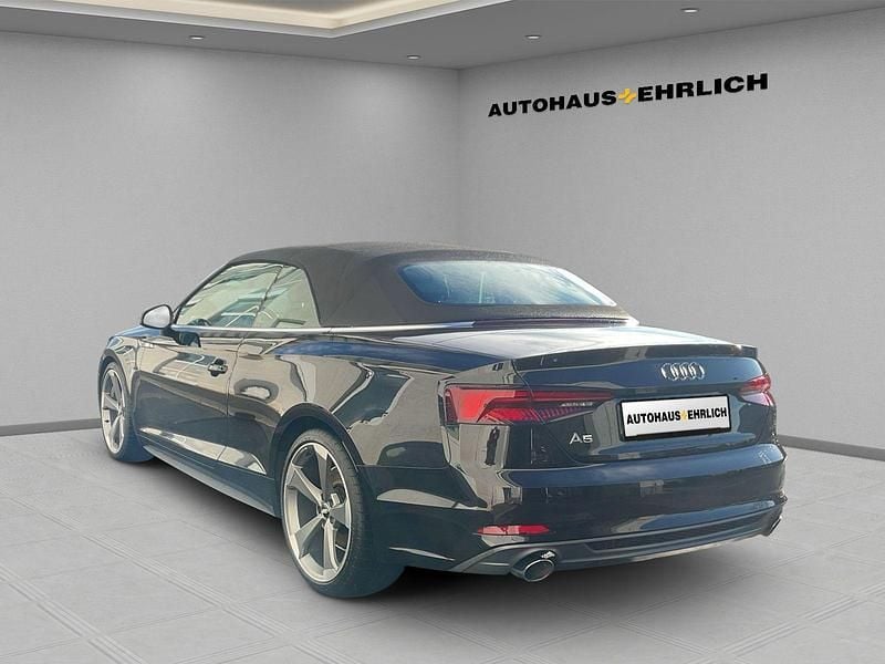 Gebraucht Audi A5 Cabriolet Sport 190 PS (139 kW) 2018 Mythosschwarz metallic Cabrio