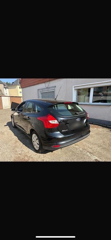 Gebraucht Ford Focus 101 PS (74 kW) 2013 Limousine