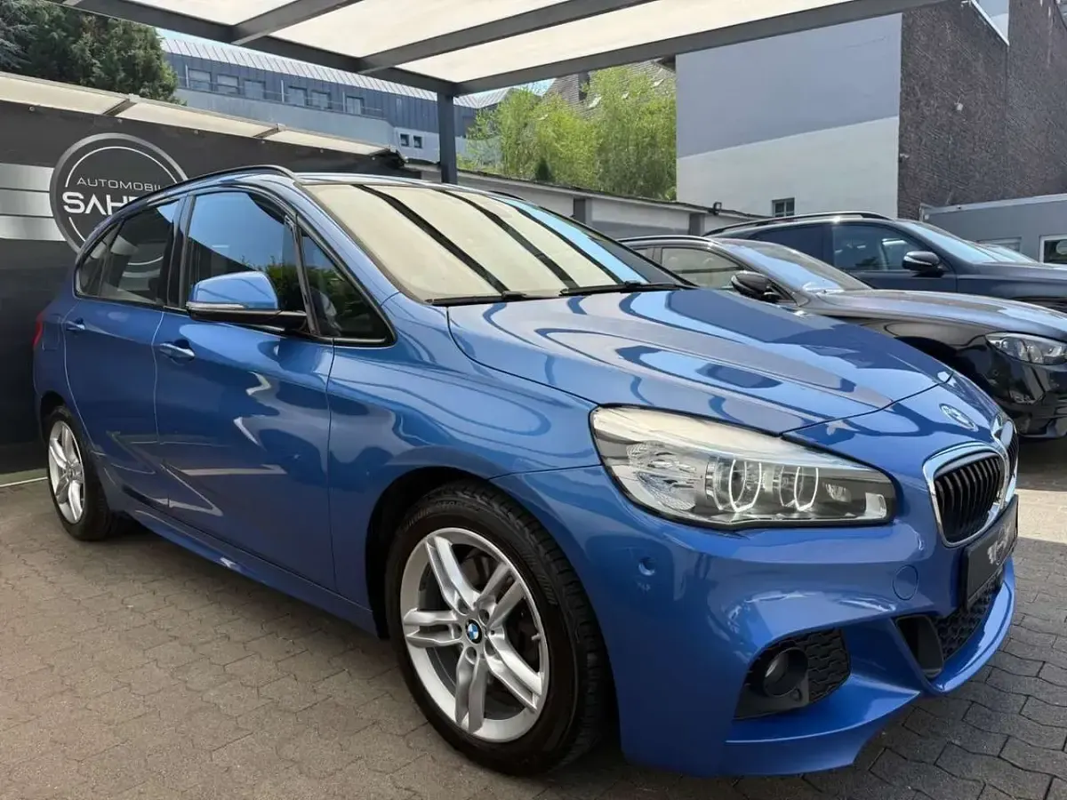 Gebraucht BMW 220 Active Tourer M Sport 190 PS (139 kW) 2016 Estorilblau ii Van / Kleinbus