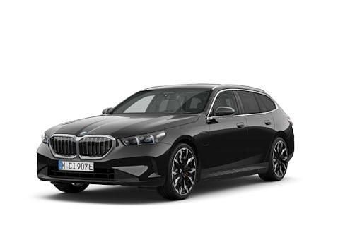 Neu BMW 550e Comfort Edition 489 PS (359 kW) 2026 Schwarz Kombi