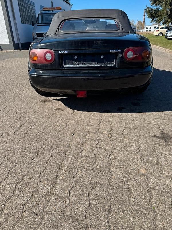 Gebraucht Mazda MX5 98 PS (72 kW) 1995 Schwarz Cabrio