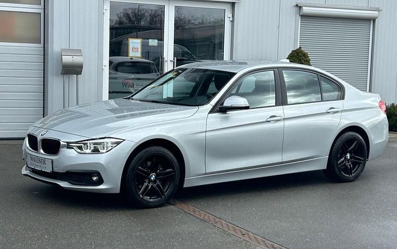 Gebraucht BMW 316 Advantage 116 PS (85 kW) 2018 Silber Limousine