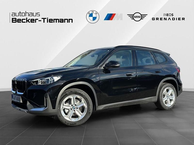 Schwarz Gebraucht 2025 BMW X1 Exclusive SUV | 38.889 € (Fairer Preis) - Bild 1/4