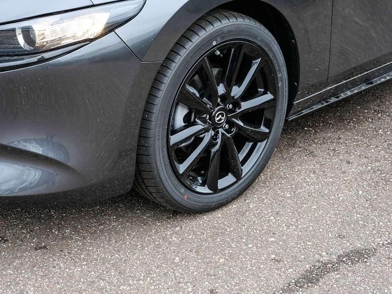 Neu Mazda 3 Nagisa 140 PS (102 kW) 2026 Machine grey Kleinwagen
