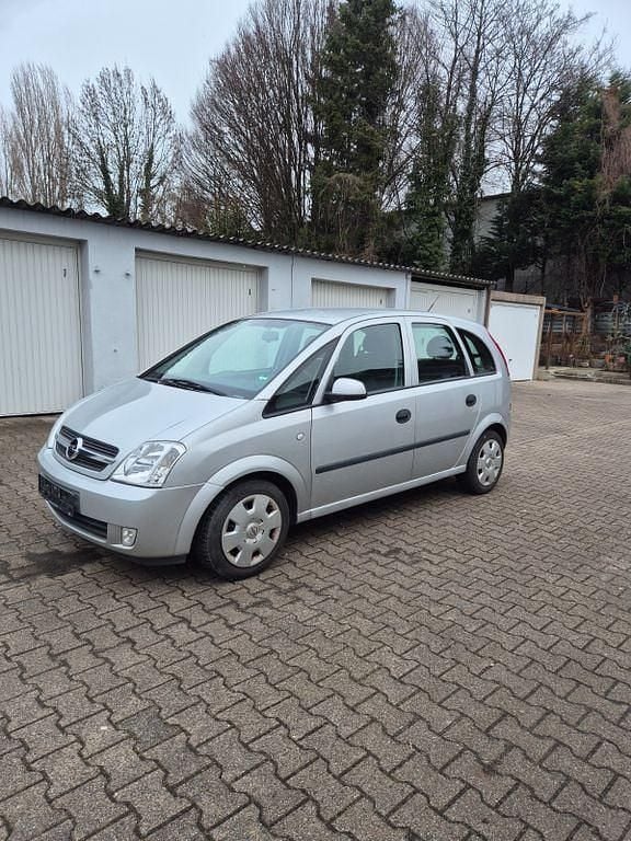 Gebraucht Opel Meriva Cosmo 101 PS (74 kW) 2004 Silber Van / Kleinbus