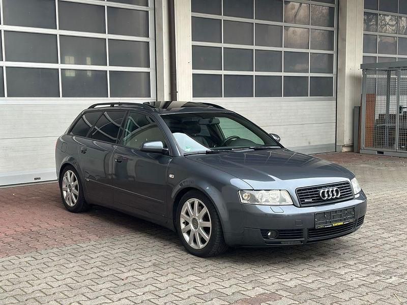 Gebraucht Audi A4 S-Line 220 PS (161 kW) 2002 Grau Kombi