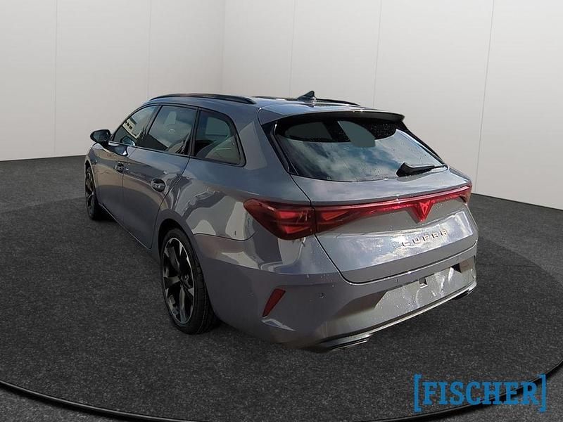 Neu Cupra Leon 204 PS (150 kW) 2025 Grau Kombi