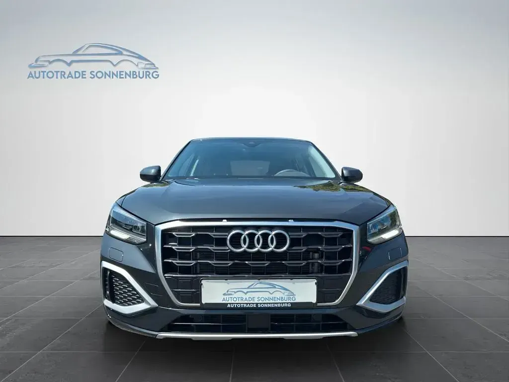 Gebraucht Audi Q2 150 PS (110 kW) 2024 Grau SUV