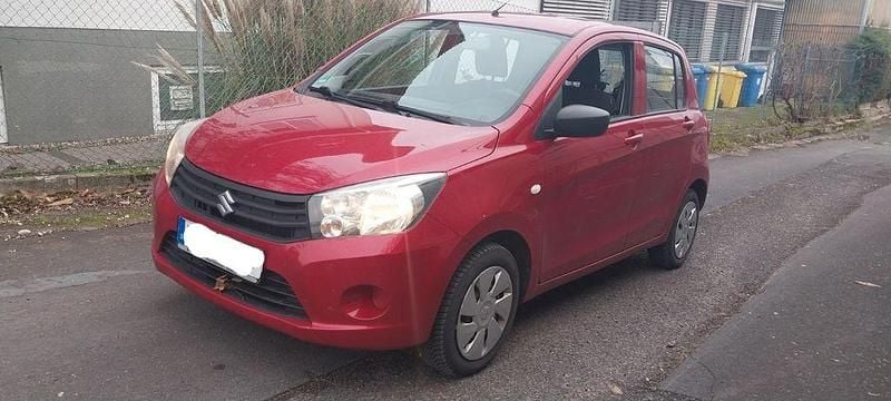 Rot Gebraucht 2015 Suzuki Celerio Club Kleinwagen | 4.599 € (Guter Preis) - Bild 1/4
