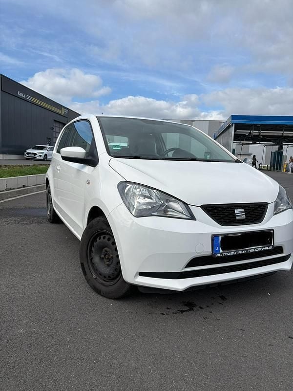 Gebraucht Seat Mii Style 60 PS (44 kW) 2015 Weiß Kleinwagen