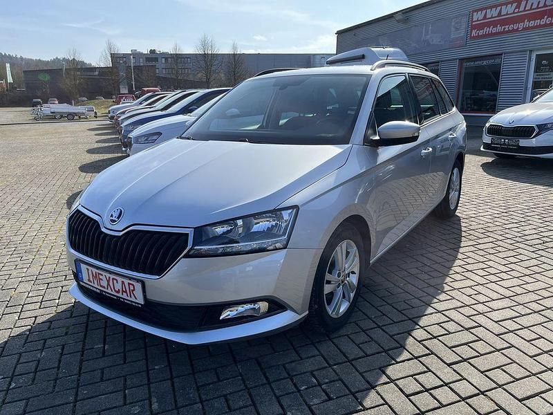Gebraucht Skoda Fabia Ambition 95 PS (69 kW) 2023 Reflexsilber metallic Kleinwagen