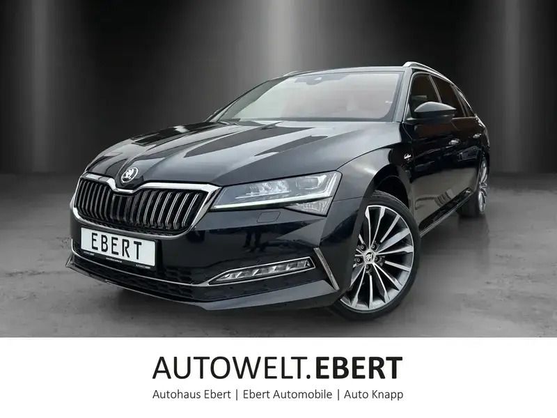 Schwarz Gebraucht 2021 Skoda Superb LAURIN & KLEMENT Kombi | 30.890 € (Fairer Preis) - Bild 1/4