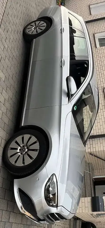 Gebraucht Mercedes E220 Avantgarde 194 PS (142 kW) 2020 Silber Kombi