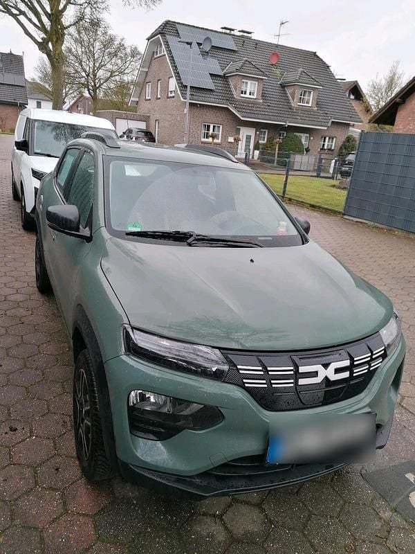 Gebraucht Dacia Spring 33 kW (45 PS) 2023 Grün Kleinwagen