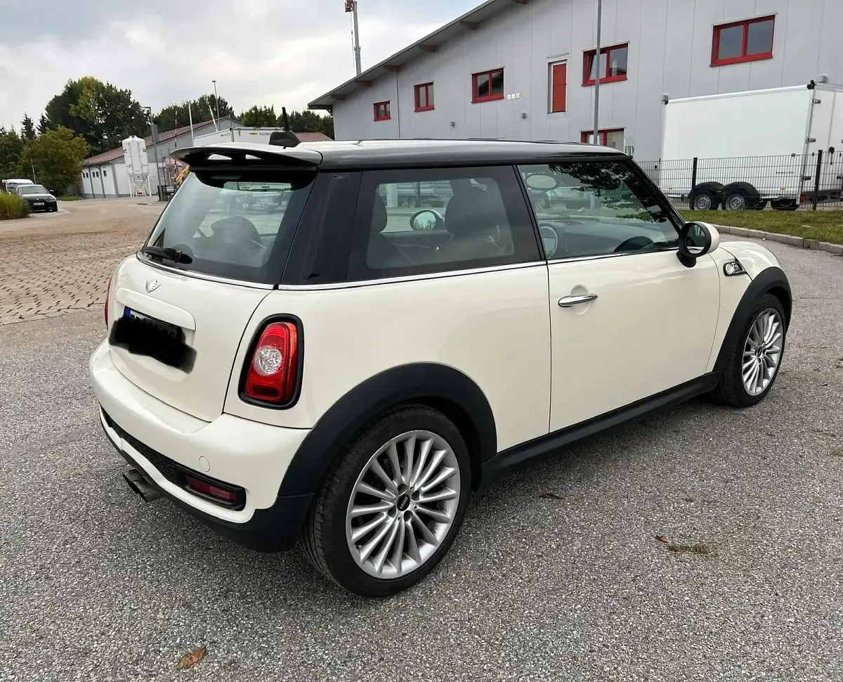 Gebraucht Mini Cooper S 184 PS (135 kW) 2011 Weiß Kleinwagen