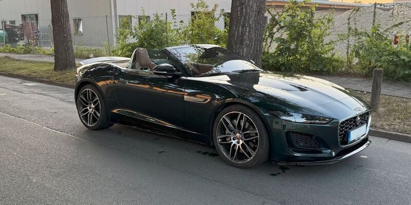 Grün Gebraucht 2022 Jaguar F-Type R-Dynamic Cabrio | 55.150 € (Fairer Preis) - Bild 1/4