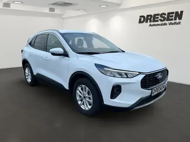 Occasion Ford Kuga Titanium 180 ch (132 kW) 2024 Blanc SUV