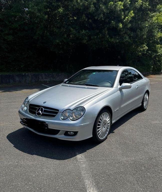Gebraucht Mercedes CLK200 Avantgarde 184 PS (135 kW) 2008 Silber Coupé