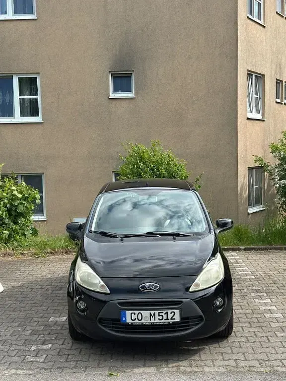 Gebraucht Ford Ka Trend 69 PS (50 kW) 2009 Schwarz Kleinwagen