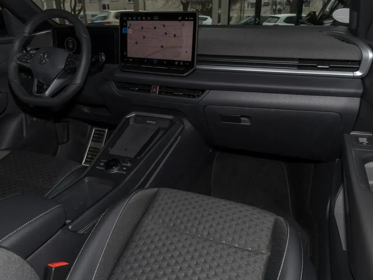 Gebraucht VW T-Roc Style 150 PS (110 kW) 2025 Blau SUV