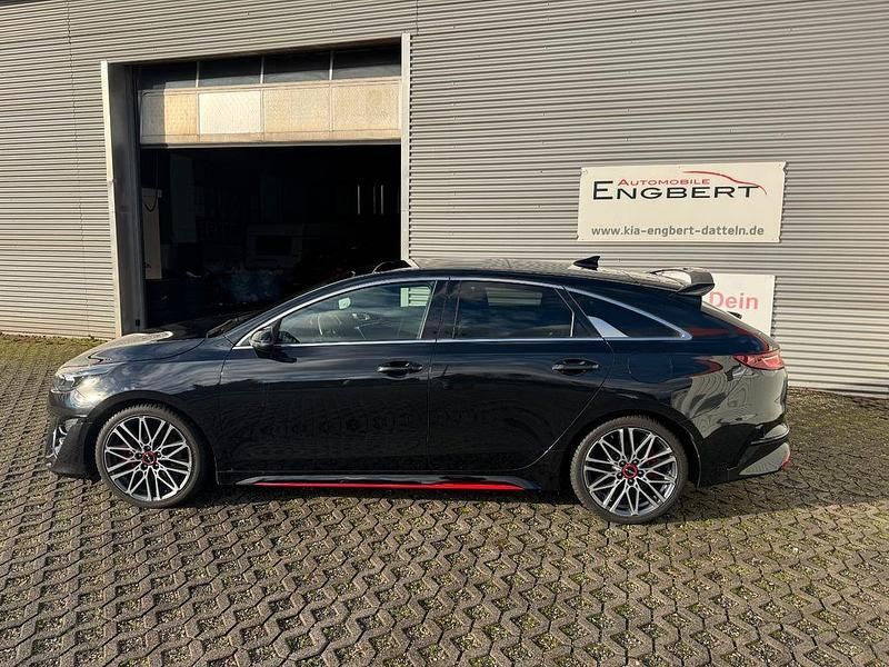 Gebraucht Kia ProCeed Comfort 204 PS (150 kW) 2023 Schwarz Limousine