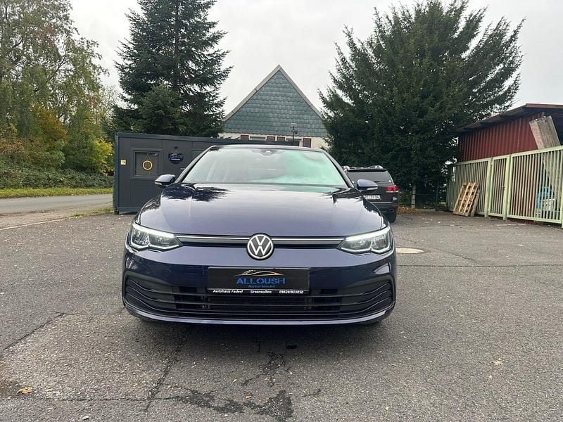 Gebraucht VW Golf VII Life 150 PS (110 kW) 2020 Blau Limousine