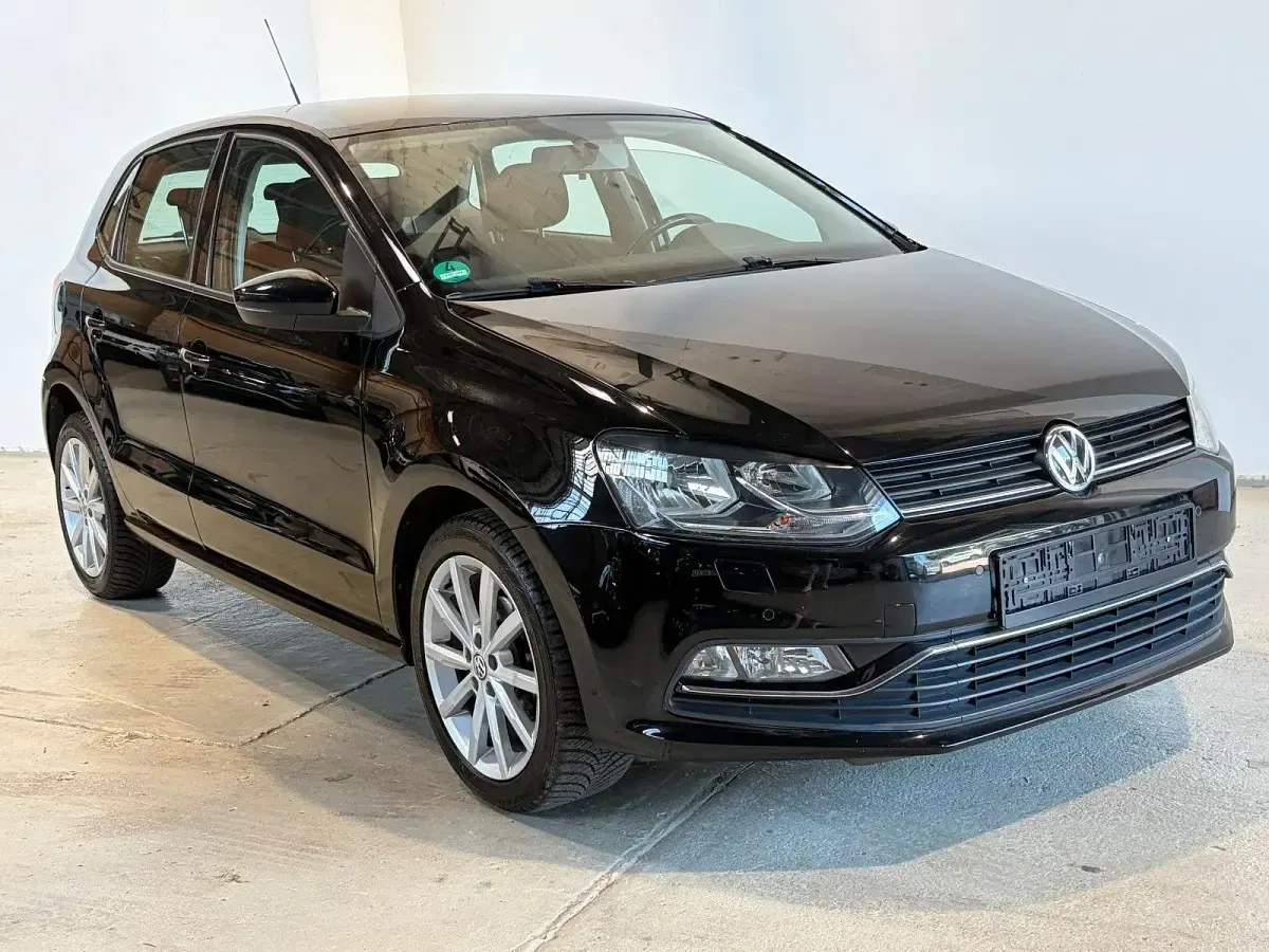 Gebraucht VW Polo Highline 90 PS (66 kW) 2017 Schwarz Kleinwagen
