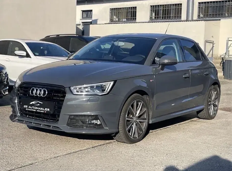 Gebraucht Audi A1 Sportback S-Line 95 PS (69 kW) 2017 Grau Kleinwagen