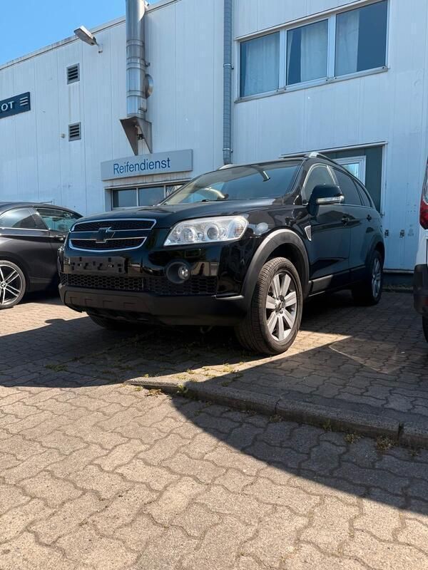 Schwarz Gebraucht 2006 Chevrolet Captiva SUV | 4.600 € (Fairer Preis) - Bild 1/4