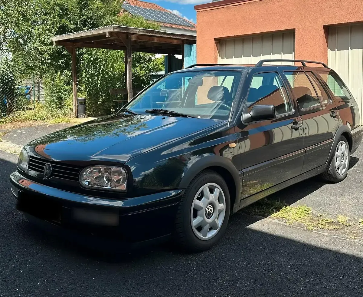 Gebraucht VW Golf III 90 PS (66 kW) 1994 Schwarz Kombi