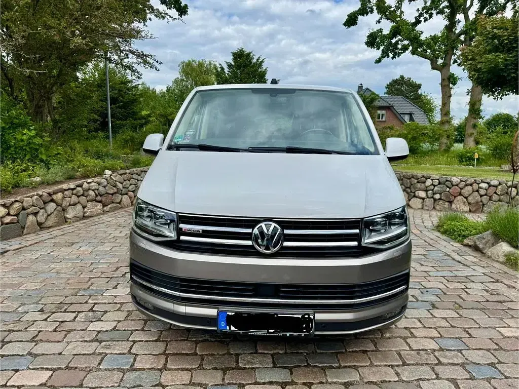 Gebraucht VW Multivan Highline 204 PS (150 kW) 2016 Andere farben Van / Kleinbus