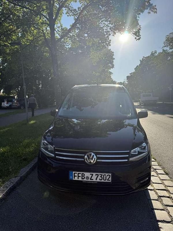 Gebraucht 2019 VW Caddy Maxi Highline Van / Kleinbus | 11.600 € (Etwas zu teuer) - Bild 1/4